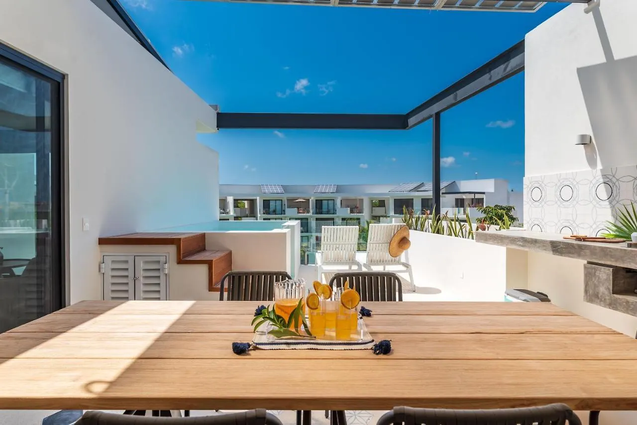 Central Park Lagunas Tulum Aparthotel