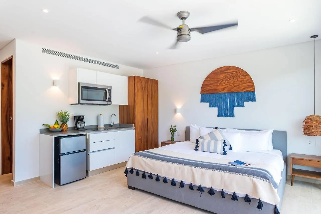 Central Park Lagunas Tulum Aparthotel 0*,