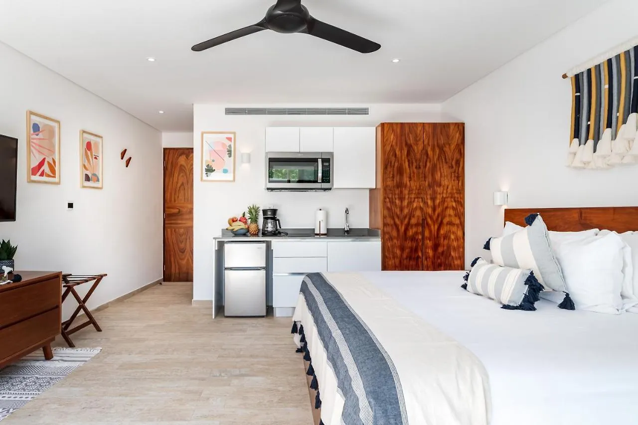 Central Park Lagunas Tulum Aparthotel