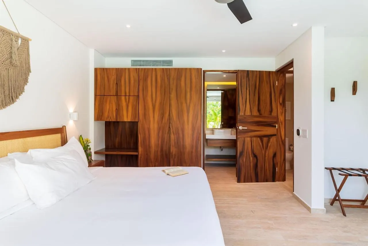 Central Park Lagunas Tulum Aparthotel