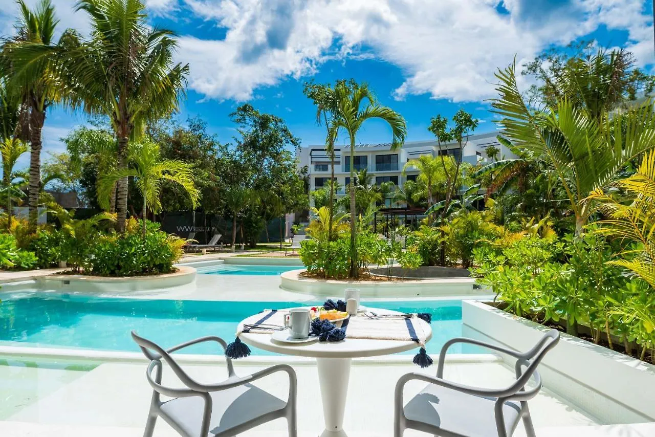 Central Park Lagunas Tulum Aparthotel